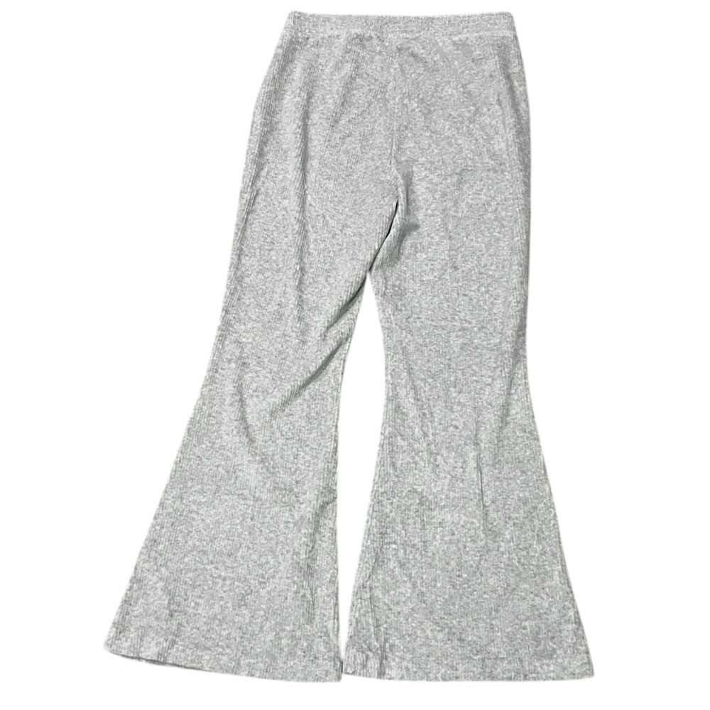 Aerie Groove On Ribbed Velour Flare Pants in Gray - Picture 6 of 12